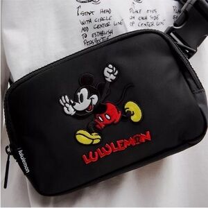 Lululemon x Disney Everywhere beltbag, NWT Limited Edition